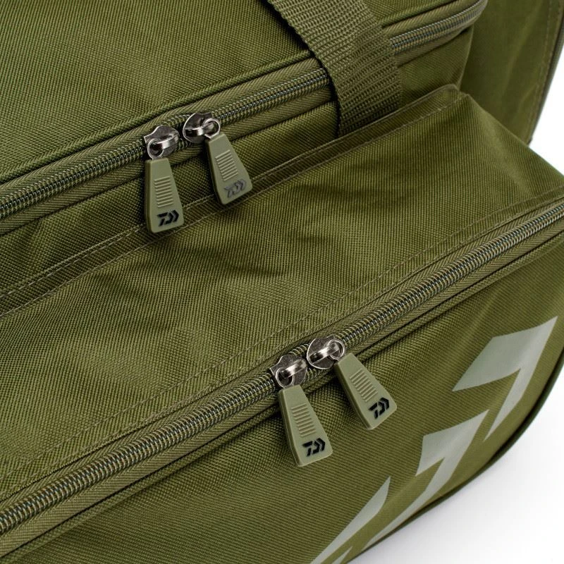 Daiwa Black Widow Low Level Carryall - Image 2